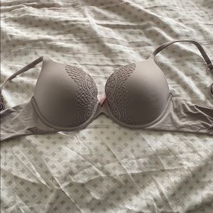 Victoria’s Secret Body by Victoria push up bra